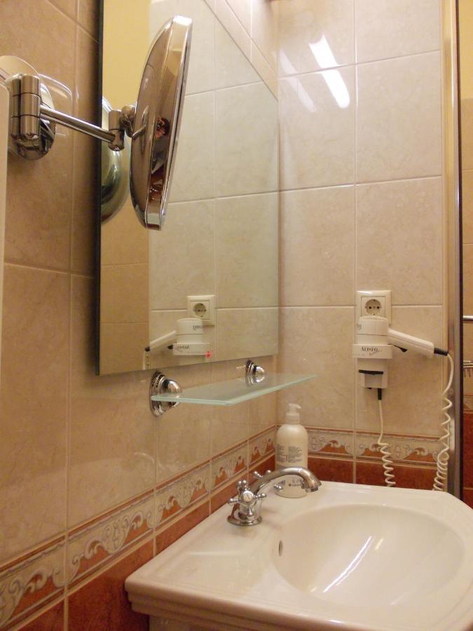 Apartamento Flatneartocastlehill Budapest Exterior foto